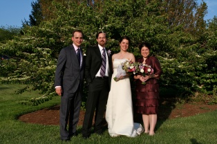 2010-04-23-211 Lindsay-Andrew Wedding.jpg